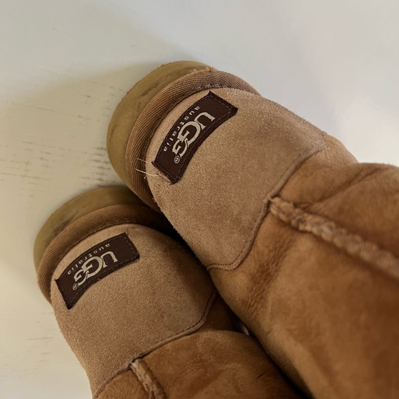 UGG Classic II shearling lined shirt boot size 9 chestnut suede - Picture 4 of 6